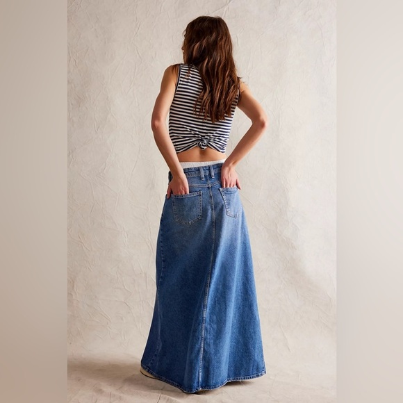 Free People We The Free Come As You Are Denim Maxi Skirt Size 4 Mid Rise NWT - Picture 2 of 14